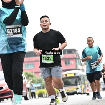 Runner Photo 8927750