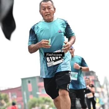 Runner Photo 8927785