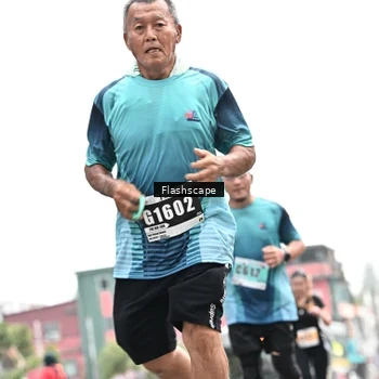 Runner Photo 8927796