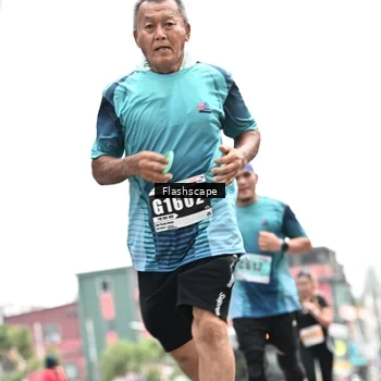 Runner Photo 8927801