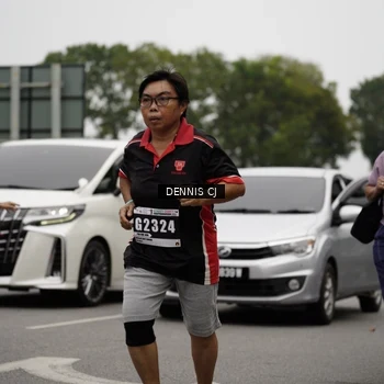 Runner Photo 8927845