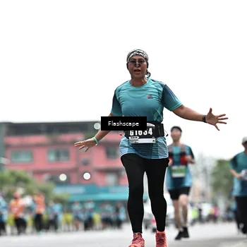 Runner Photo 8927895