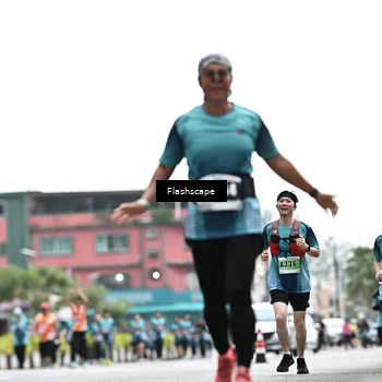Runner Photo 8927914