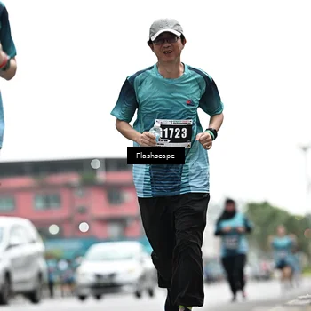 Runner Photo 8928002