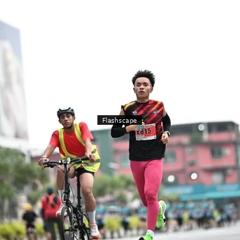 Runner Photo 8928265