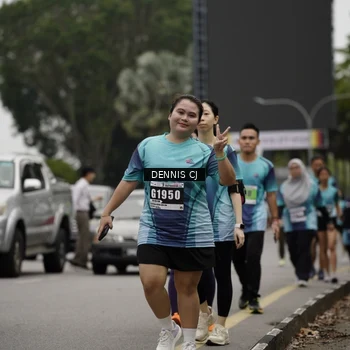 Runner Photo 8928280