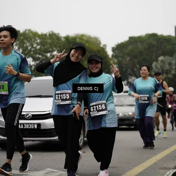 Runner Photo 8928548