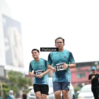 Runner Photo 8928688