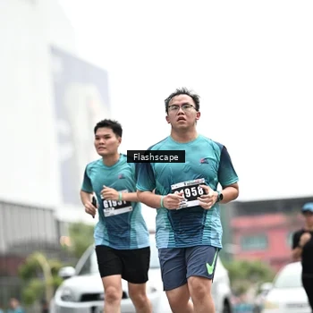 Runner Photo 8928691