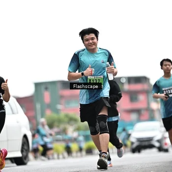 Runner Photo 8928758