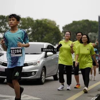 Runner Photo 8928965