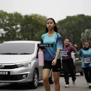 Runner Photo 8929011