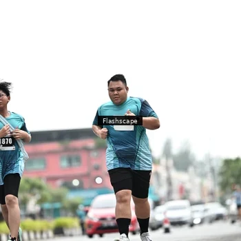 Runner Photo 8929024
