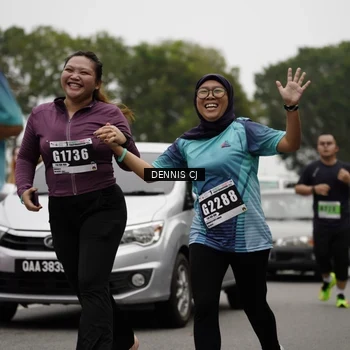 Runner Photo 8929057