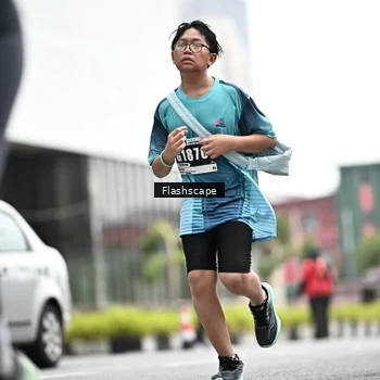 Runner Photo 8929066
