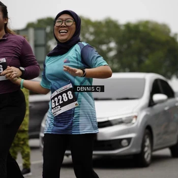 Runner Photo 8929071