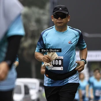 Runner Photo 8929083