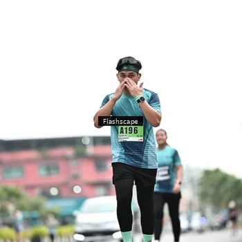 Runner Photo 8929154