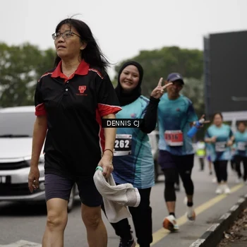 Runner Photo 8929166