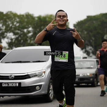 Runner Photo 8929194