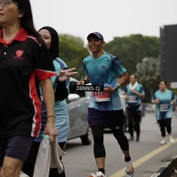 Runner Photo 8929195