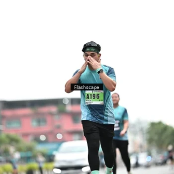 Runner Photo 8929219