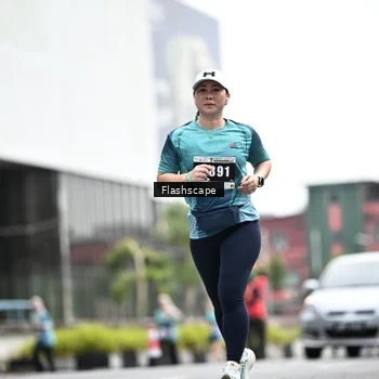 Runner Photo 8929245