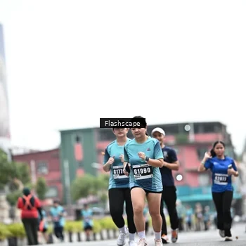 Runner Photo 8929342