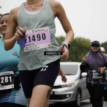 Runner Photo 8929346