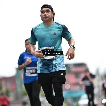 Runner Photo 8929395