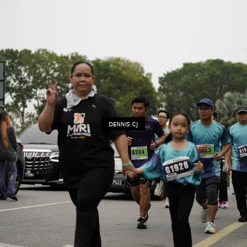 Runner Photo 8929592