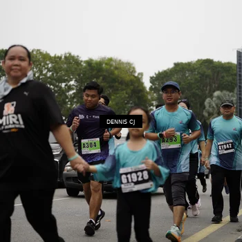 Runner Photo 8929623