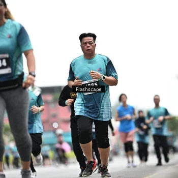 Runner Photo 8929842