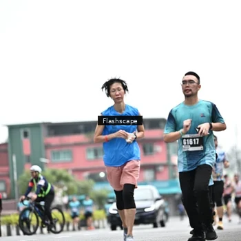 Runner Photo 8929885