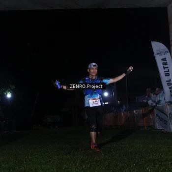 Runner Photo 8929931