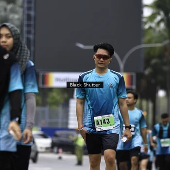 Runner Photo 8929973