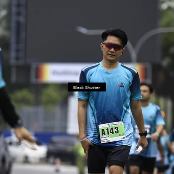 Runner Photo 8930006