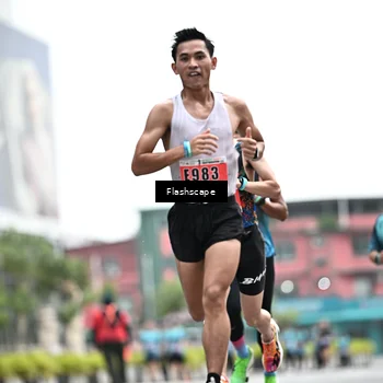 Runner Photo 8930020