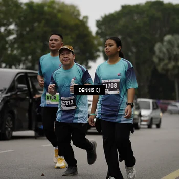 Runner Photo 8930021