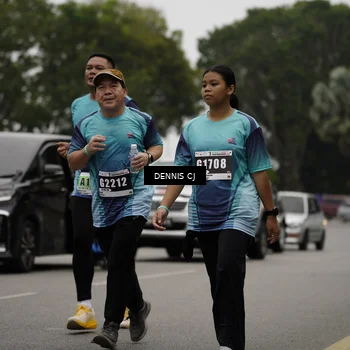 Runner Photo 8930026