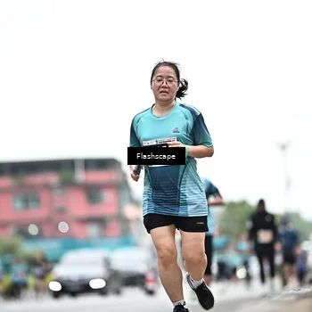 Runner Photo 8930032