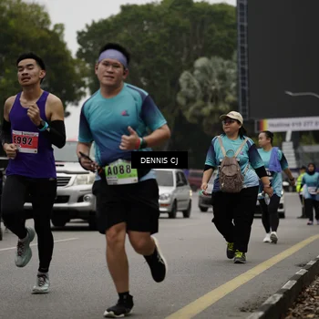 Runner Photo 8930037
