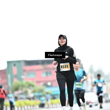 Runner Photo 8930058