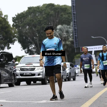 Runner Photo 8930069