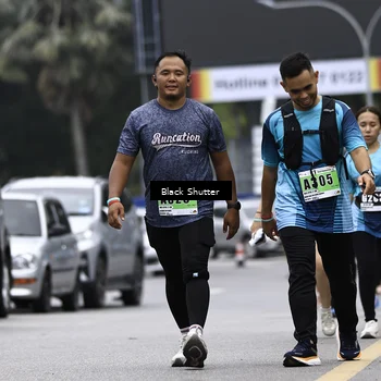 Runner Photo 8930092