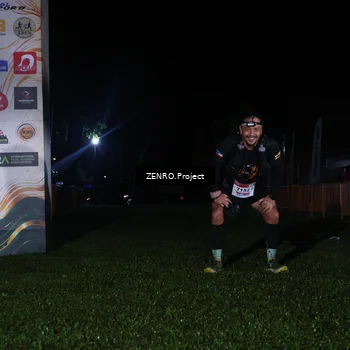 Runner Photo 8930133