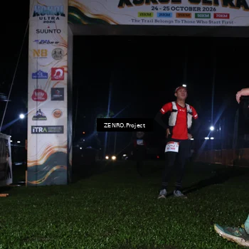 Runner Photo 8930165