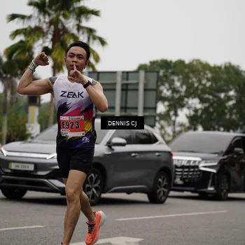 Runner Photo 8930169