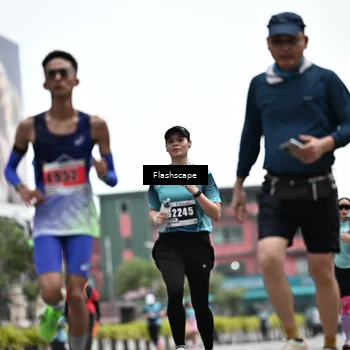 Runner Photo 8930178