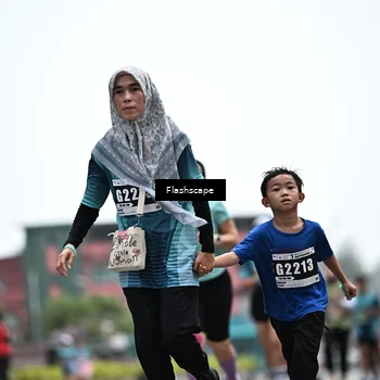 Runner Photo 8930218